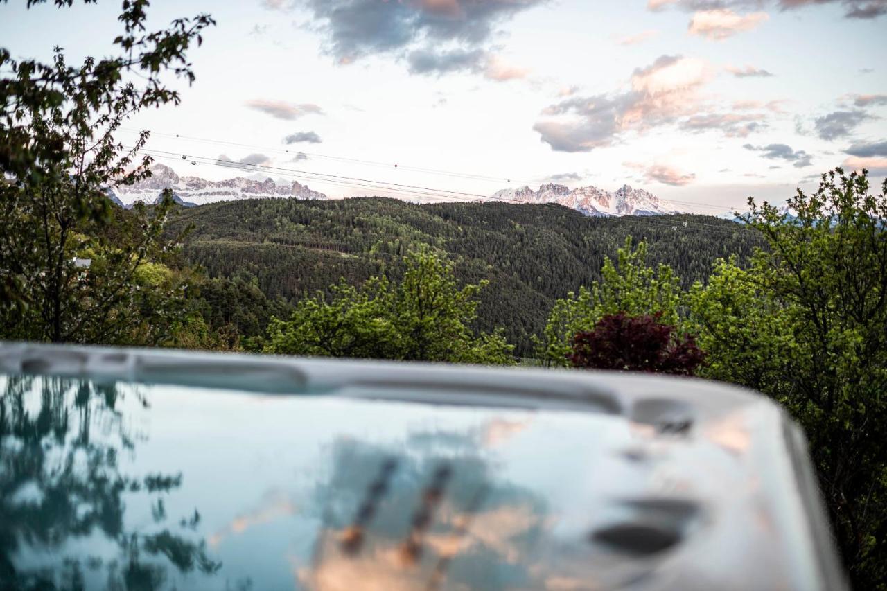 Pippos Mountain Lodge Сопрабольцано Экстерьер фото